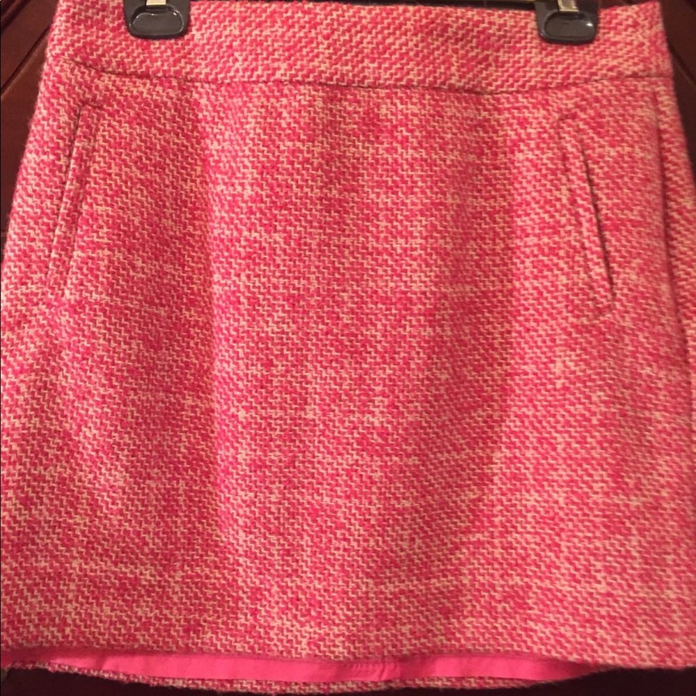 Banana Republic Lined (above the knee) Wool Skirt